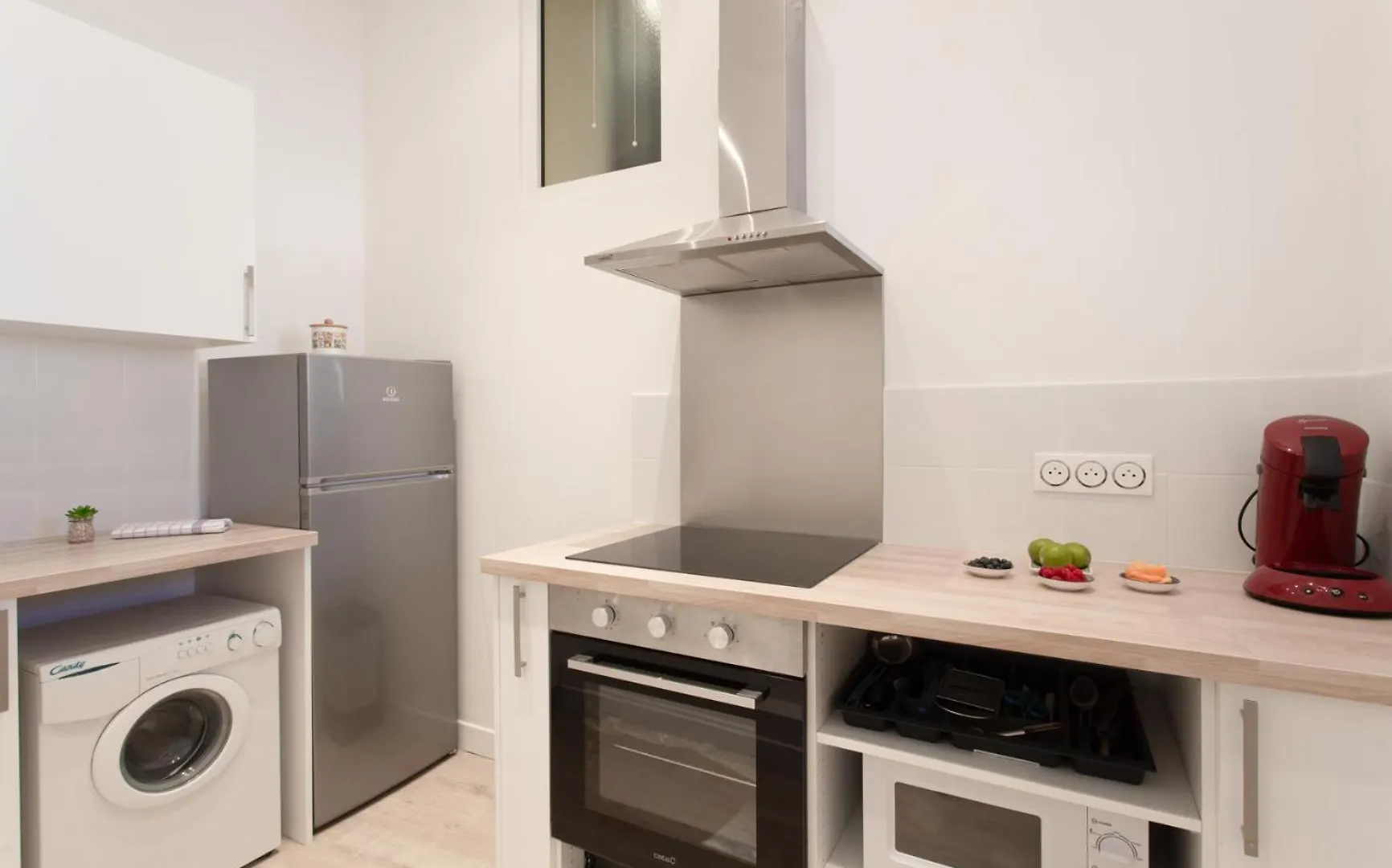 #47 Suite Paradis Centrale 2 Min De La Mer - Balcon & Ac Nice 0*,  Frankrijk